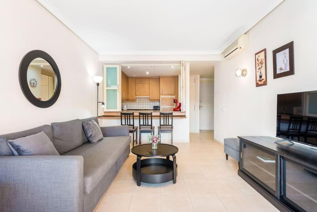 Bright And Welcoming Holiday Home Puerto de Santiago  Exterior foto