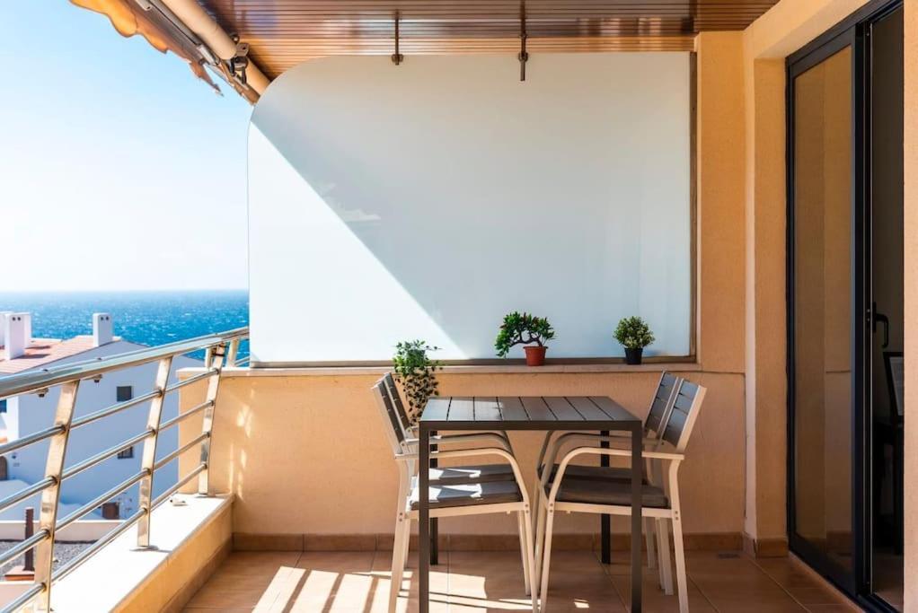 Bright And Welcoming Holiday Home Puerto de Santiago  Exterior foto